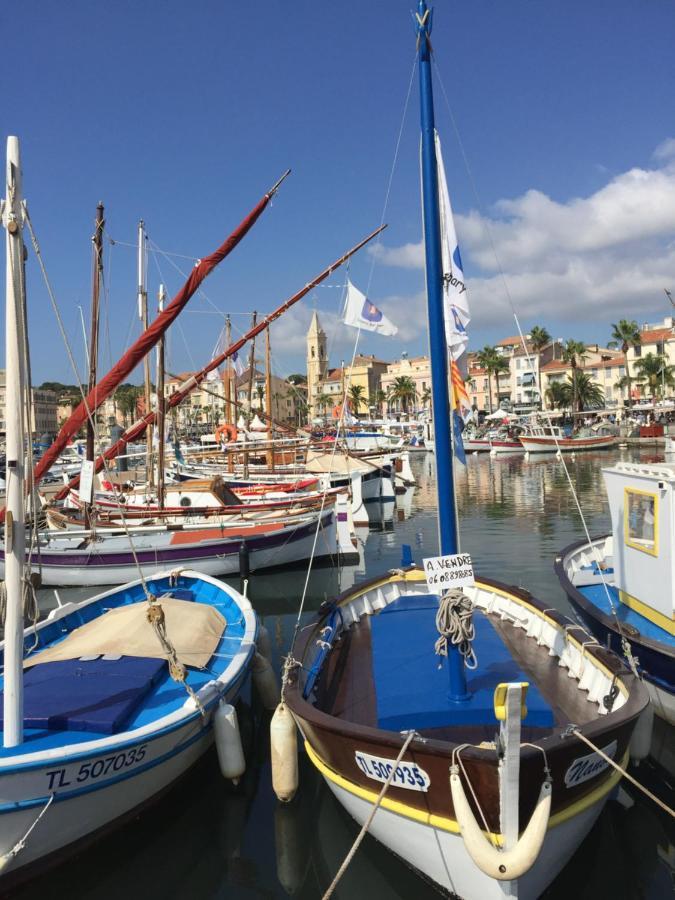 Superbe studio rue piétonne principale Sanary à côté du port Sanary-sur-Mer Exterior foto